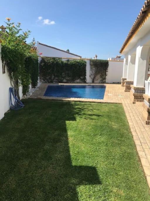 Villa El Magnolio Chiclana de la Frontera Esterno foto