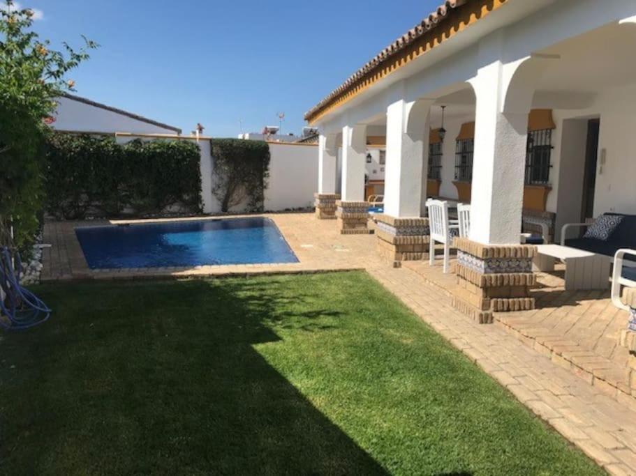 Villa El Magnolio Chiclana de la Frontera Esterno foto